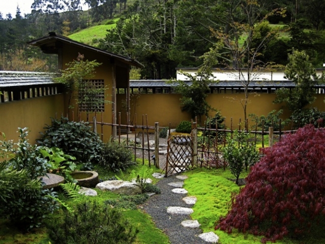 green_gulch_zen_centerjon_dobrin_039.jpg